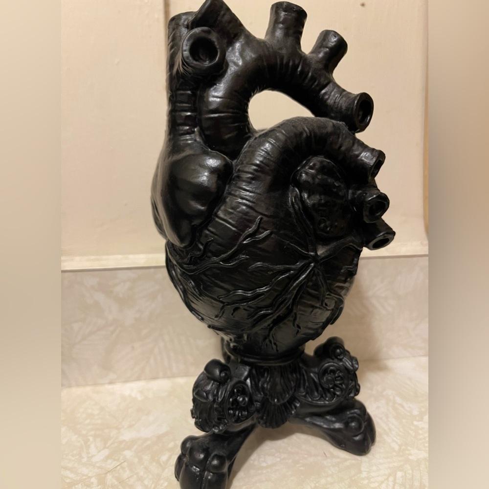 Anatomical Heart Vase